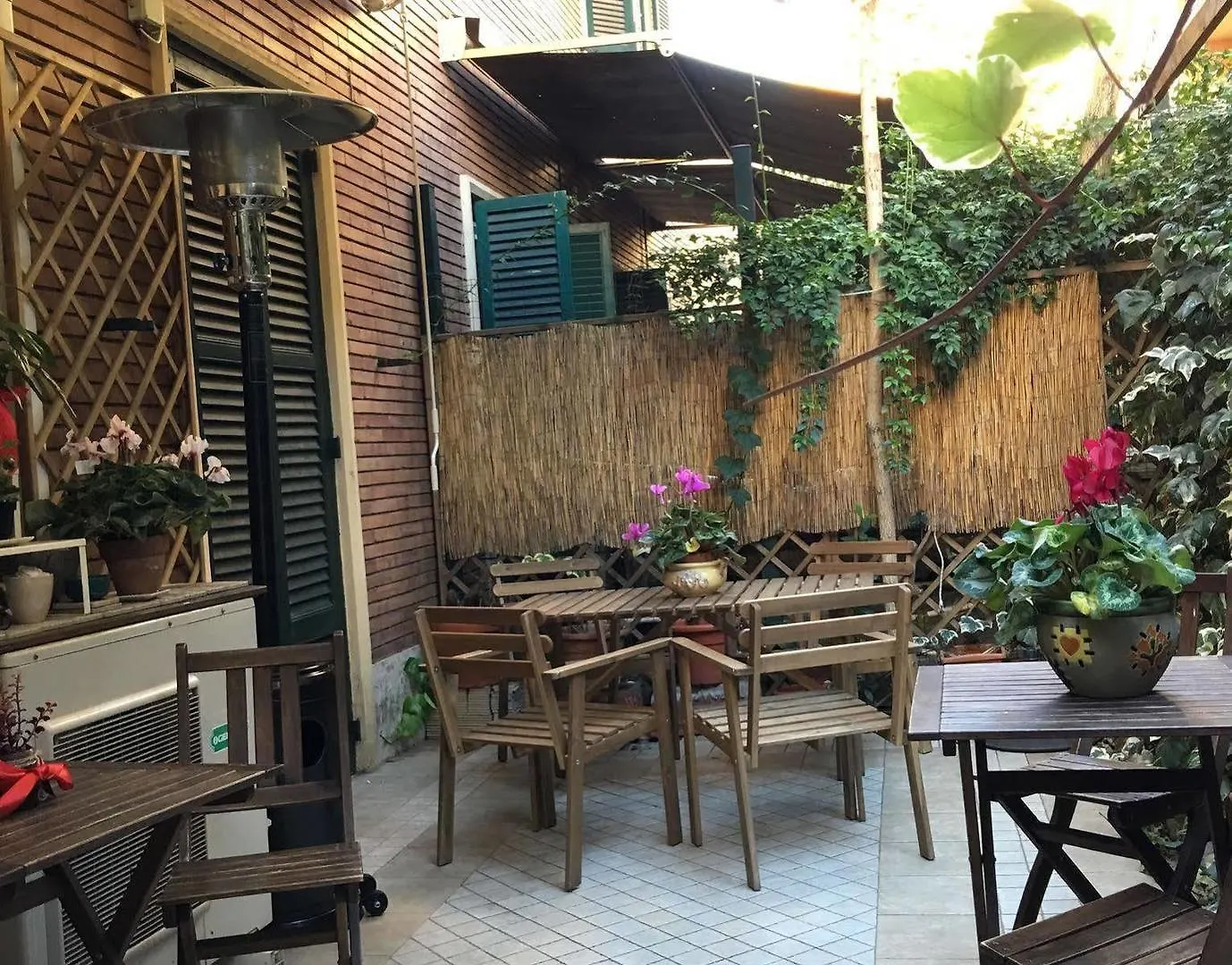 *** فندق مبيت وإفطار St. John Rome B&B إيطاليا